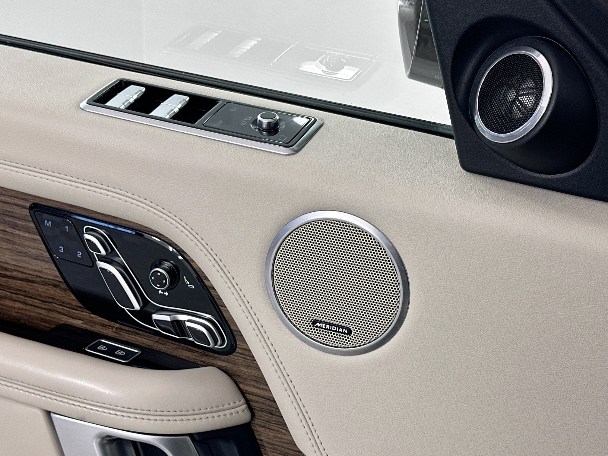 2022 Land Rover Range Rover Westminster