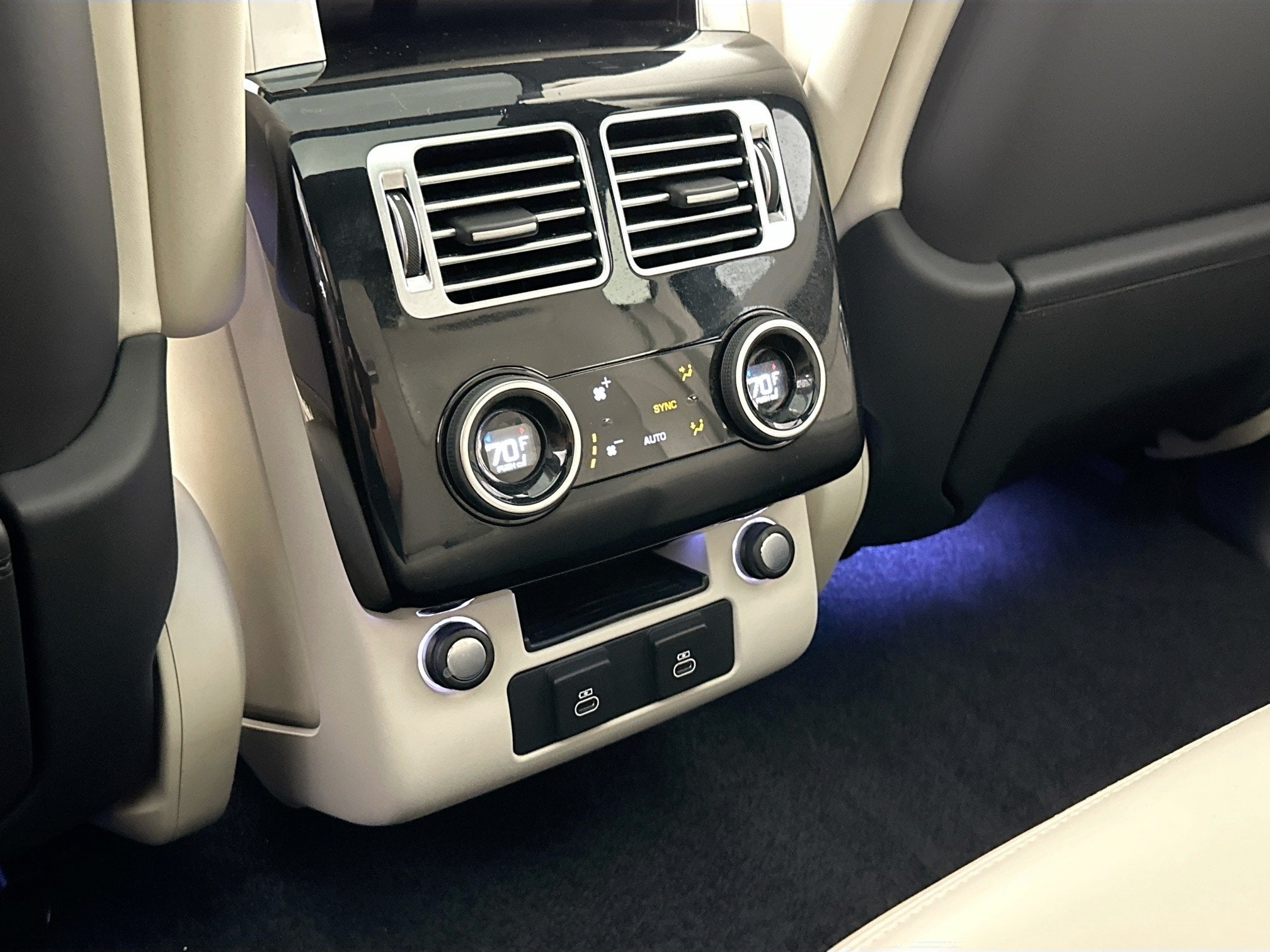 2022 Land Rover Range Rover Westminster