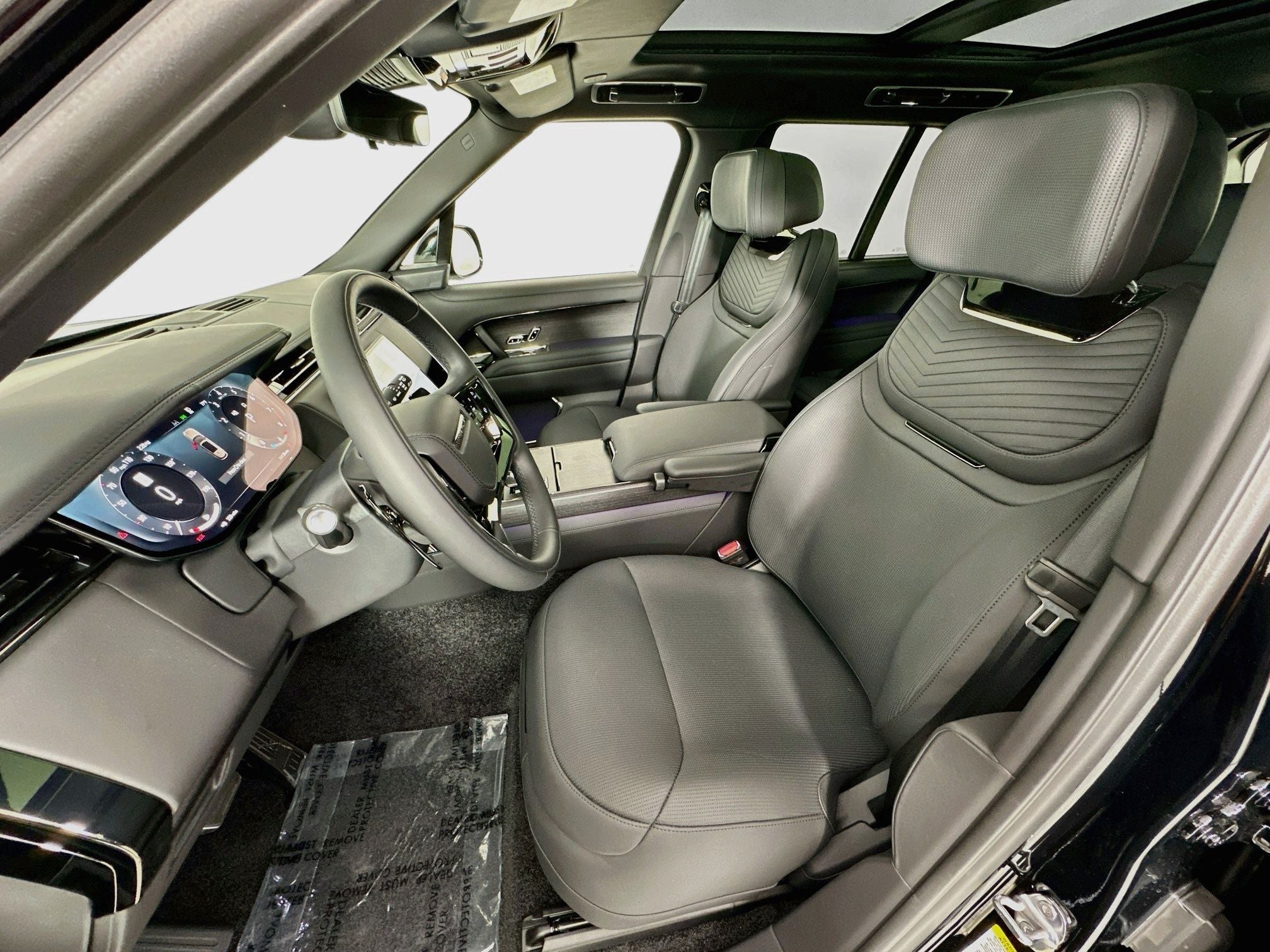 2026 Land Rover Range Rover SV