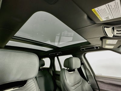 2026 Land Rover Range Rover SV