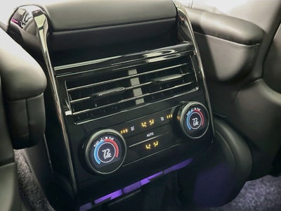 2026 Land Rover Range Rover SV