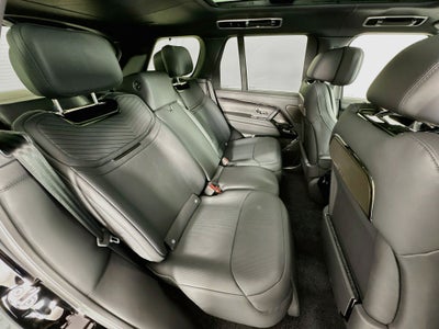 2026 Land Rover Range Rover SV