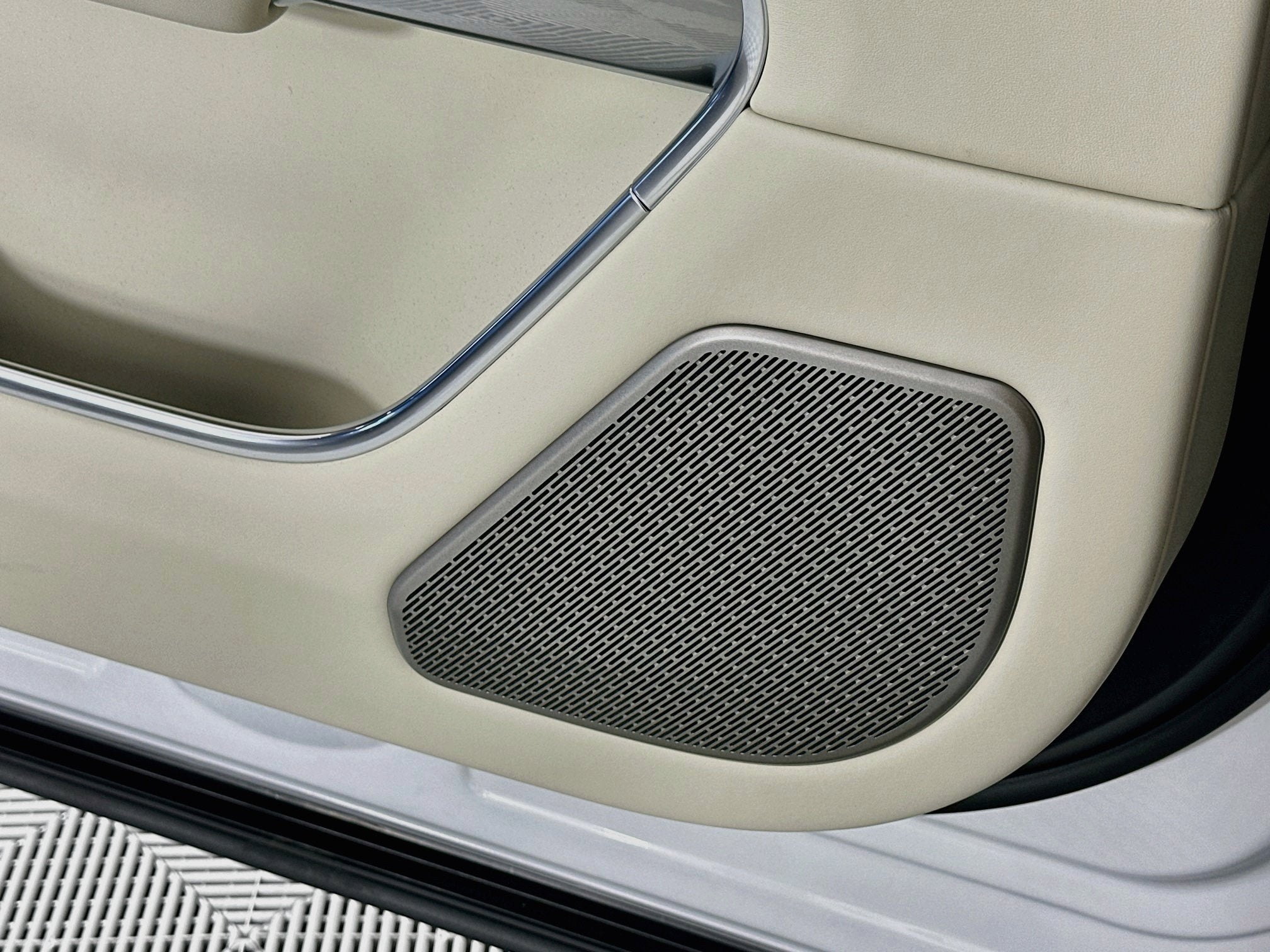 2027 Land Rover Range Rover Autobiography