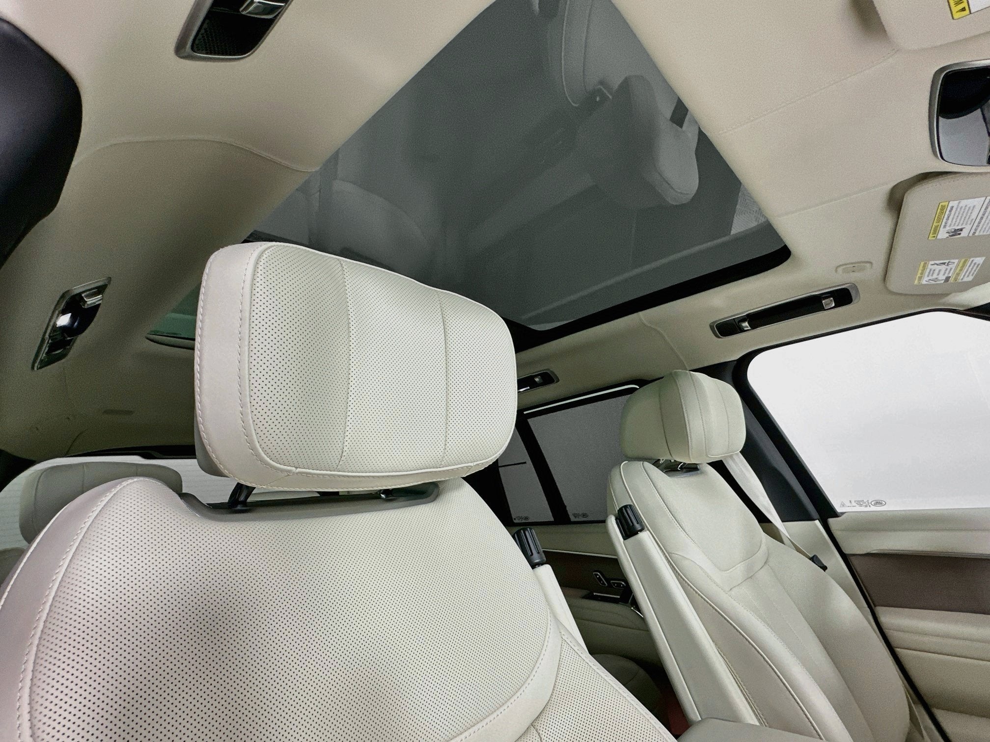 2027 Land Rover Range Rover Autobiography