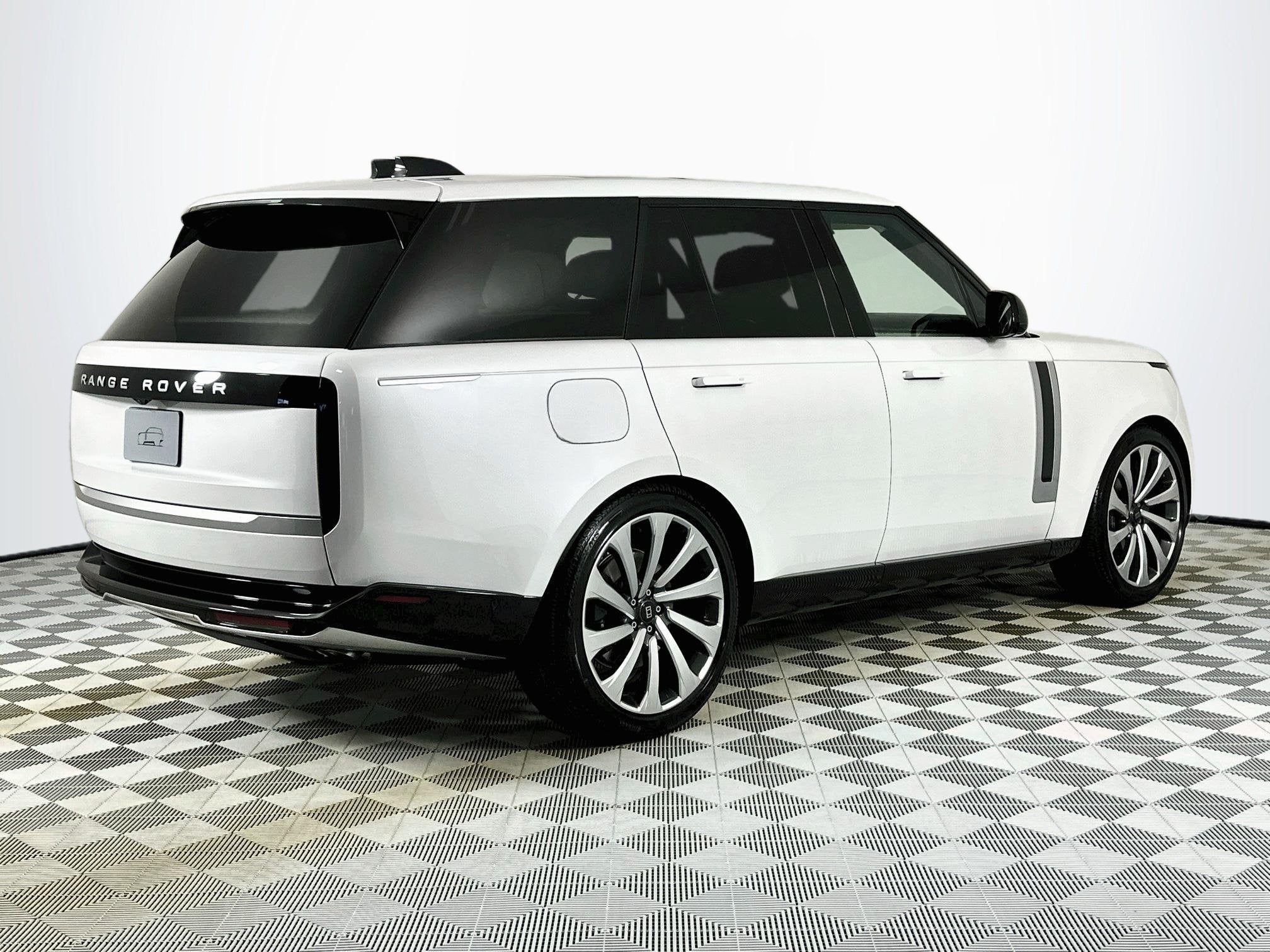 2027 Land Rover Range Rover Autobiography