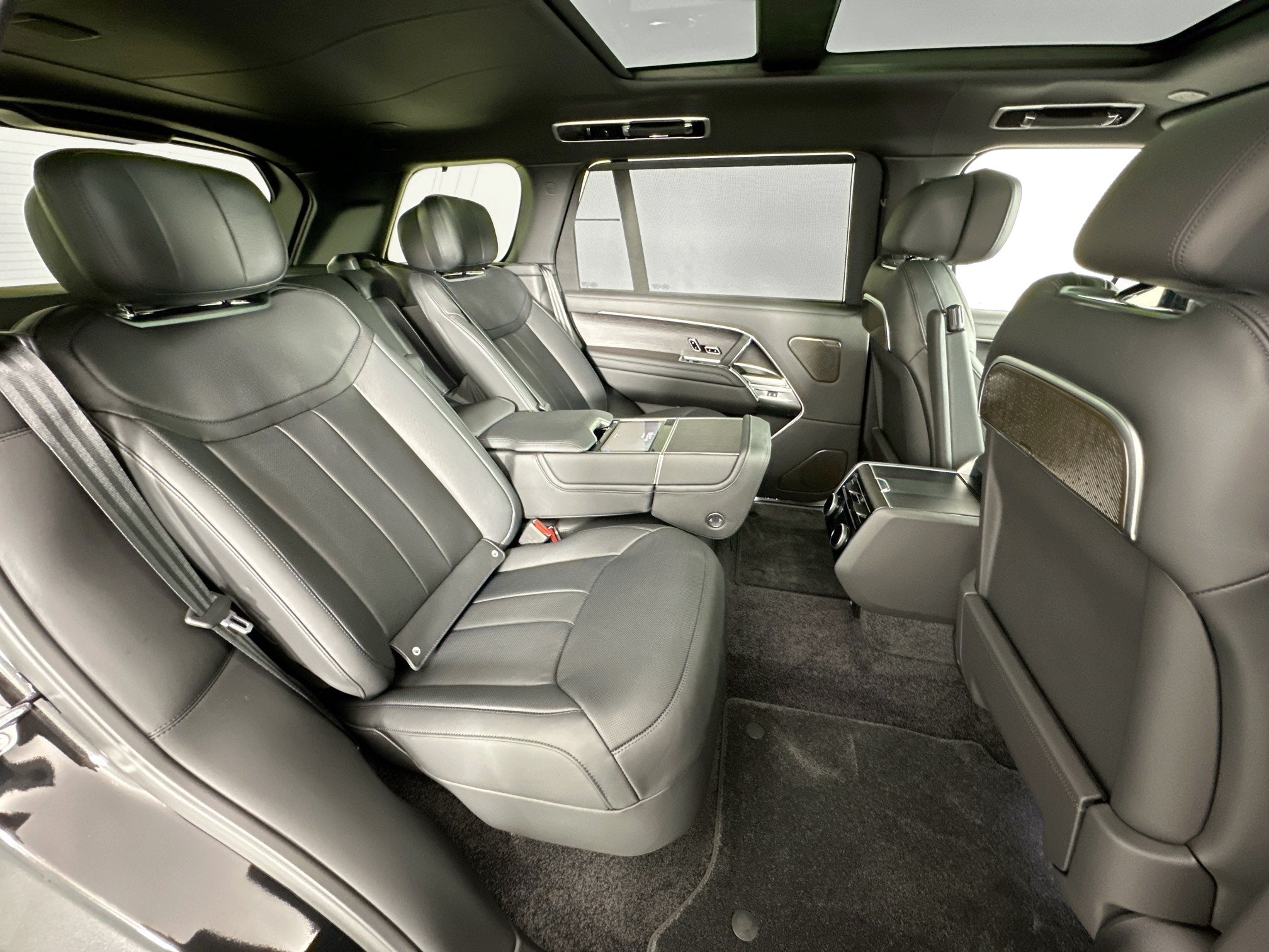 2025 Land Rover Range Rover Autobiography