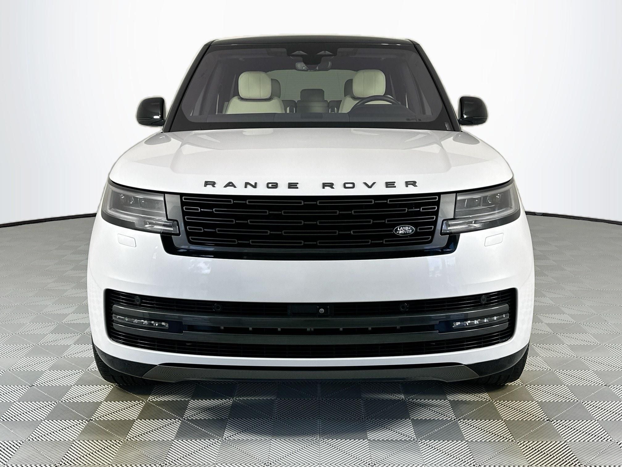 2023 Land Rover Range Rover SE