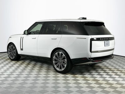 2025 Land Rover Range Rover SE