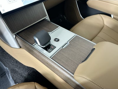 2026 Land Rover Range Rover SE