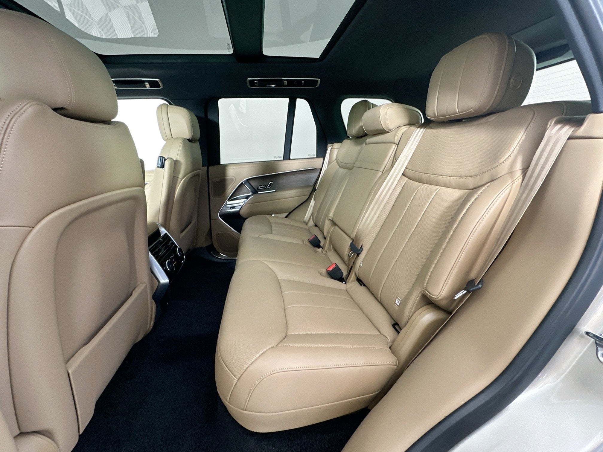 2026 Land Rover Range Rover SE