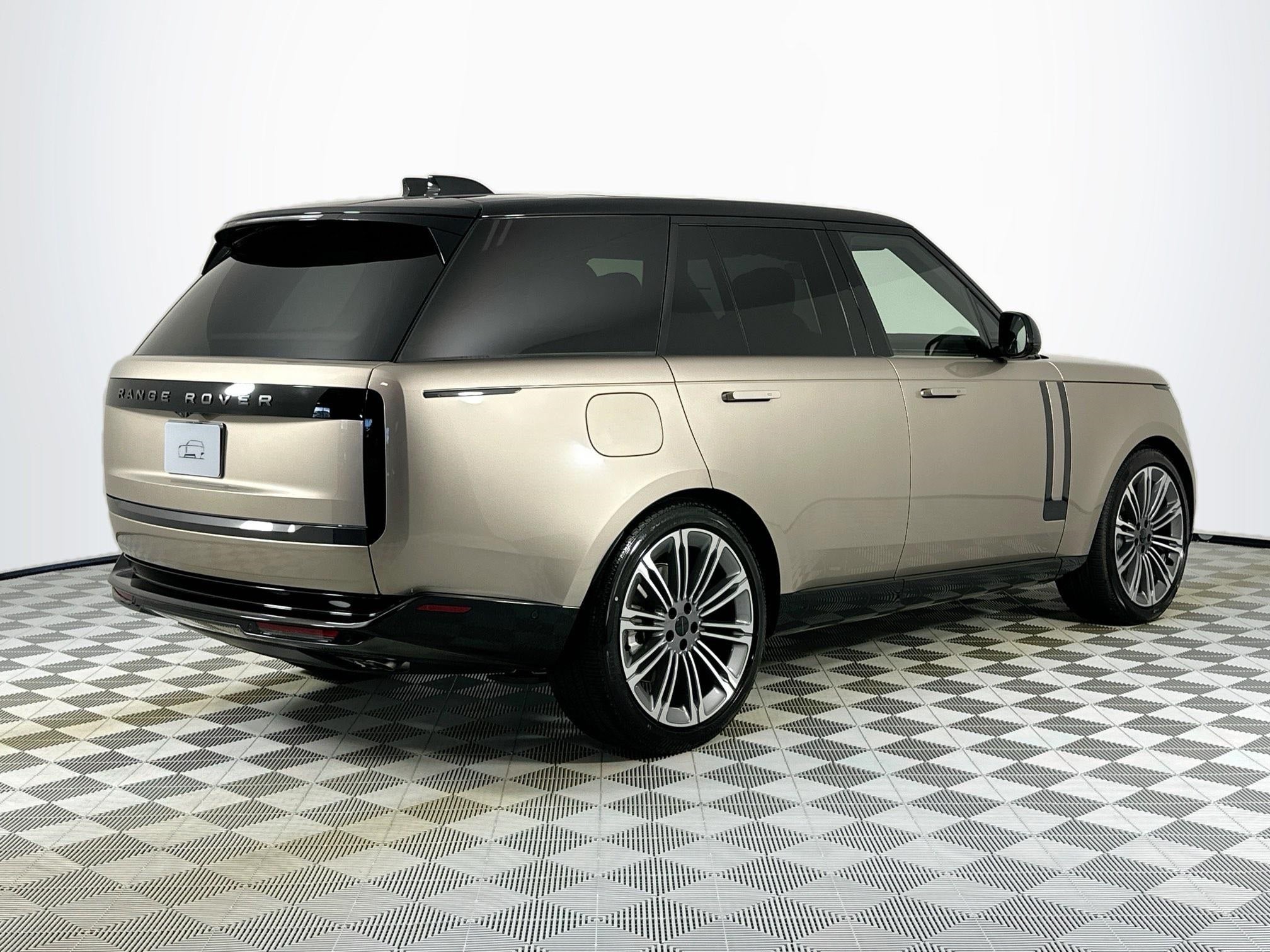 2026 Land Rover Range Rover SE