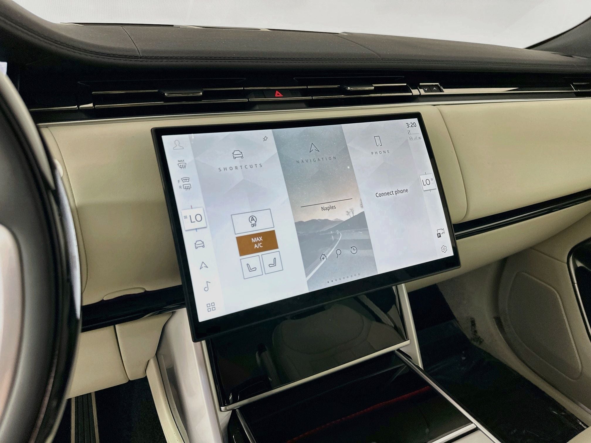2027 Land Rover Range Rover SE