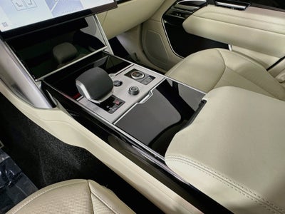 2027 Land Rover Range Rover SE