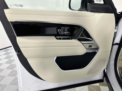 2027 Land Rover Range Rover SE