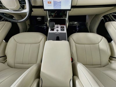 2027 Land Rover Range Rover SE