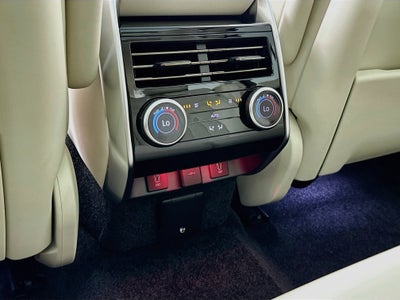 2027 Land Rover Range Rover SE