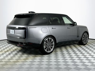 2025 Land Rover Range Rover SE
