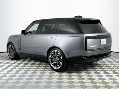 2025 Land Rover Range Rover SE
