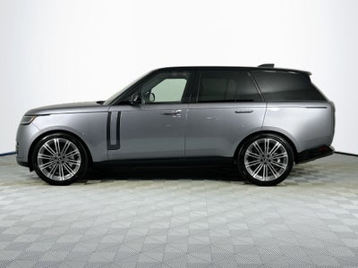 2025 Land Rover Range Rover SE