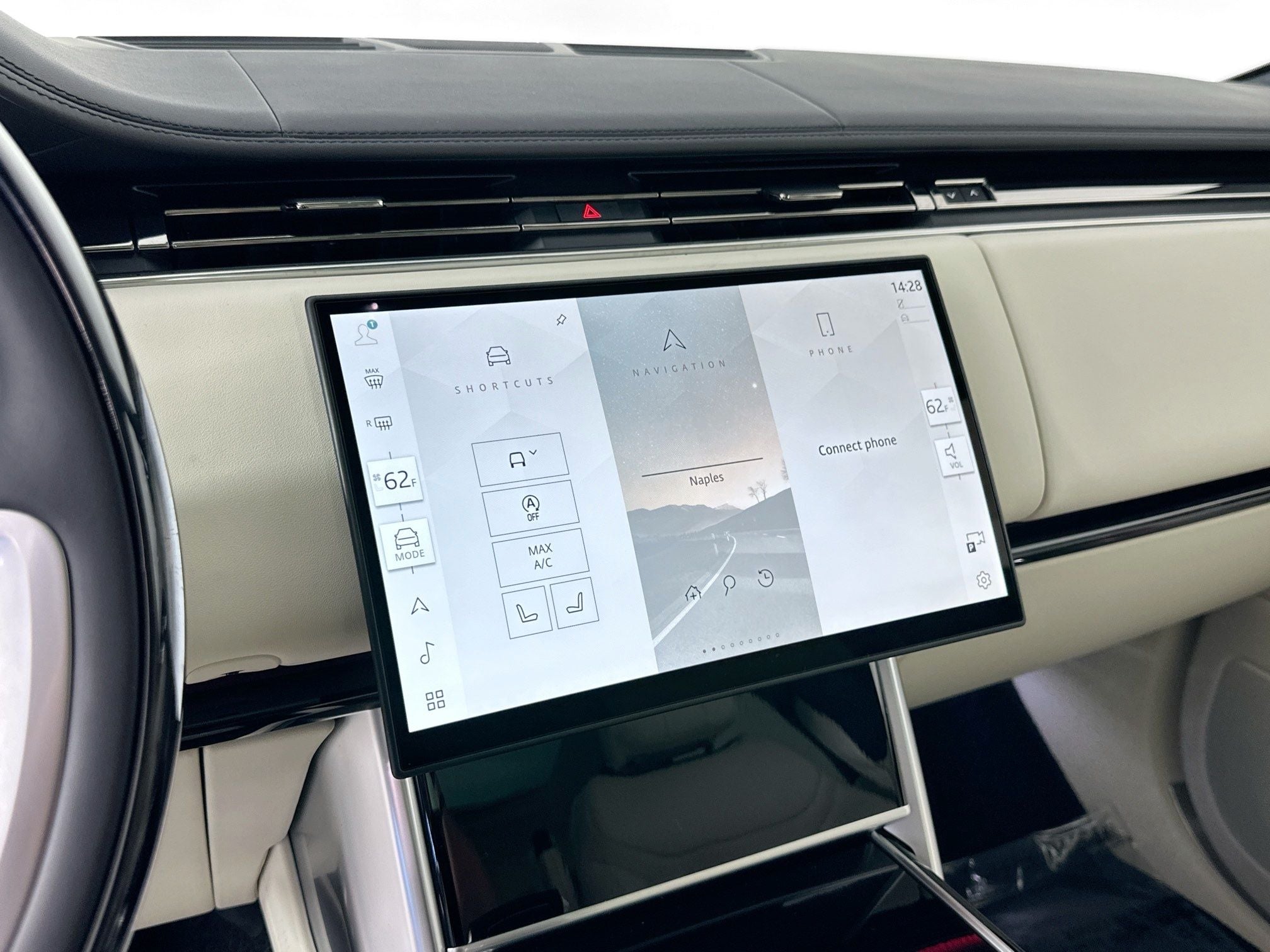 2026 Land Rover Range Rover SE