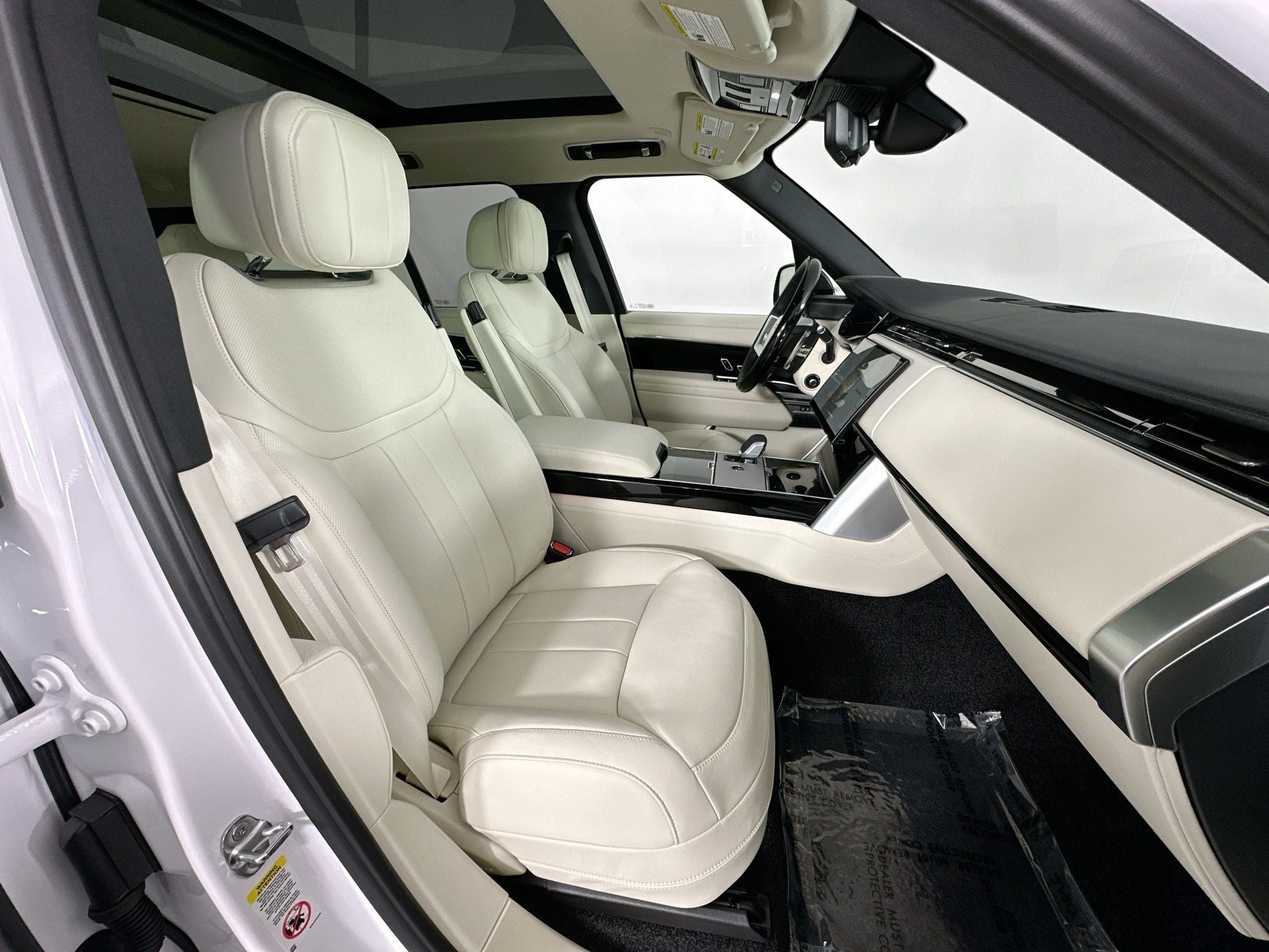 2026 Land Rover Range Rover SE