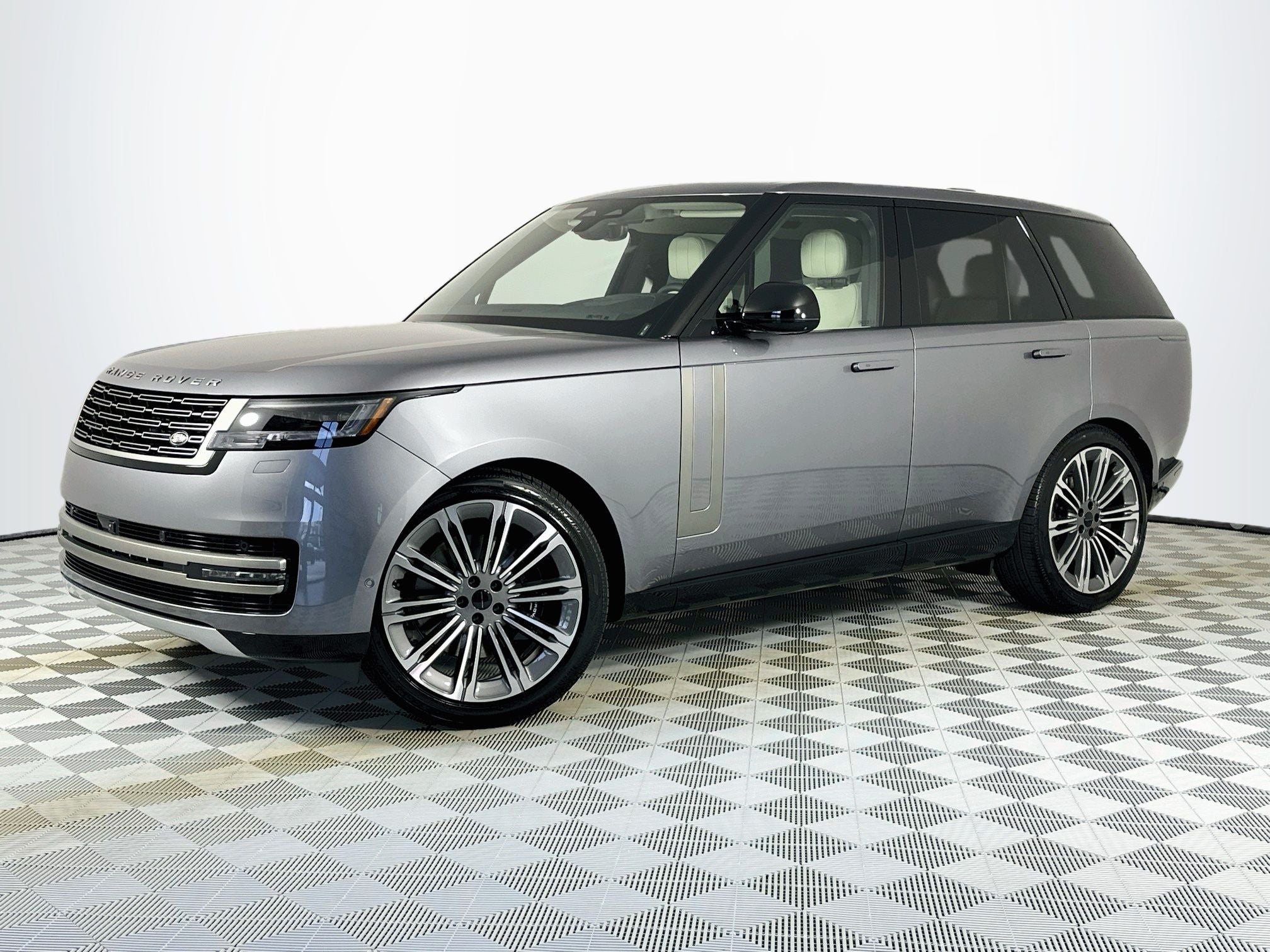 2026 Land Rover Range Rover SE