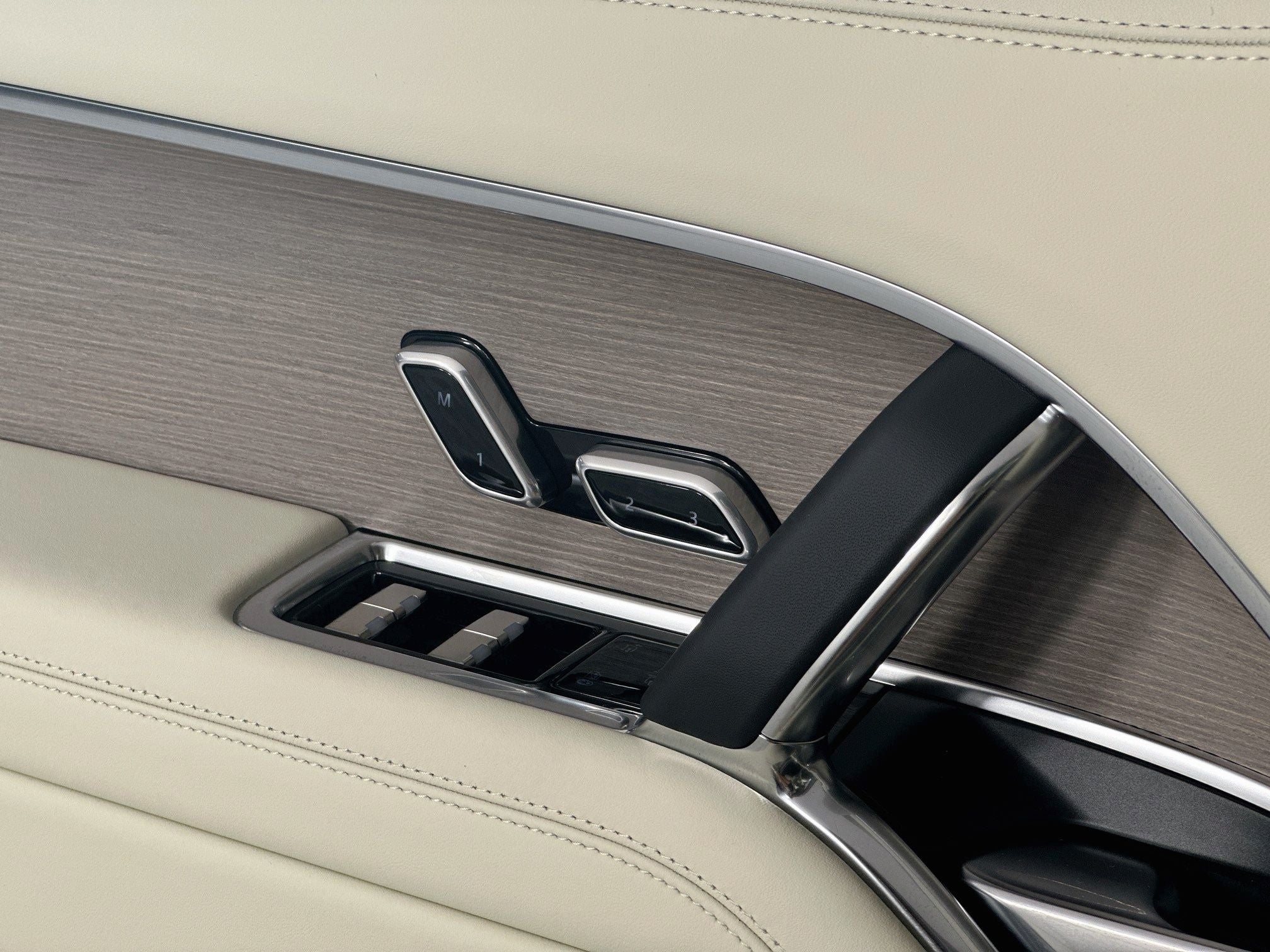 2026 Land Rover Range Rover SE