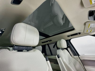 2026 Land Rover Range Rover SE