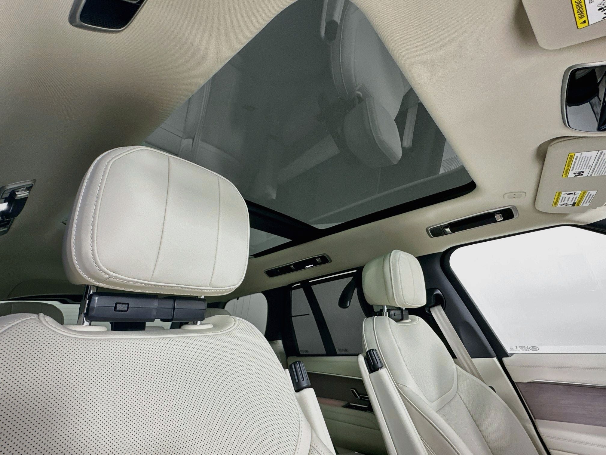 2026 Land Rover Range Rover SE