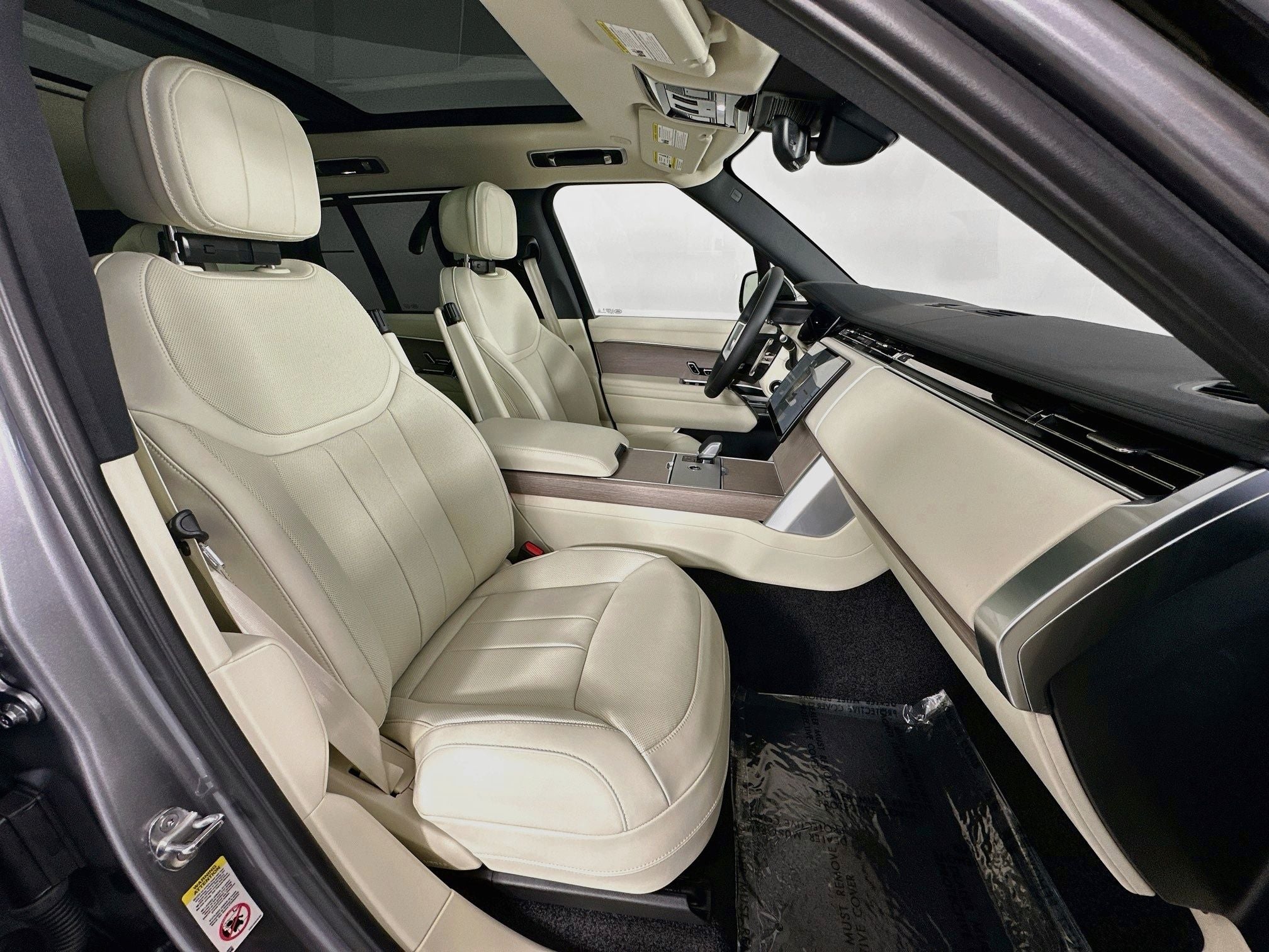 2026 Land Rover Range Rover SE