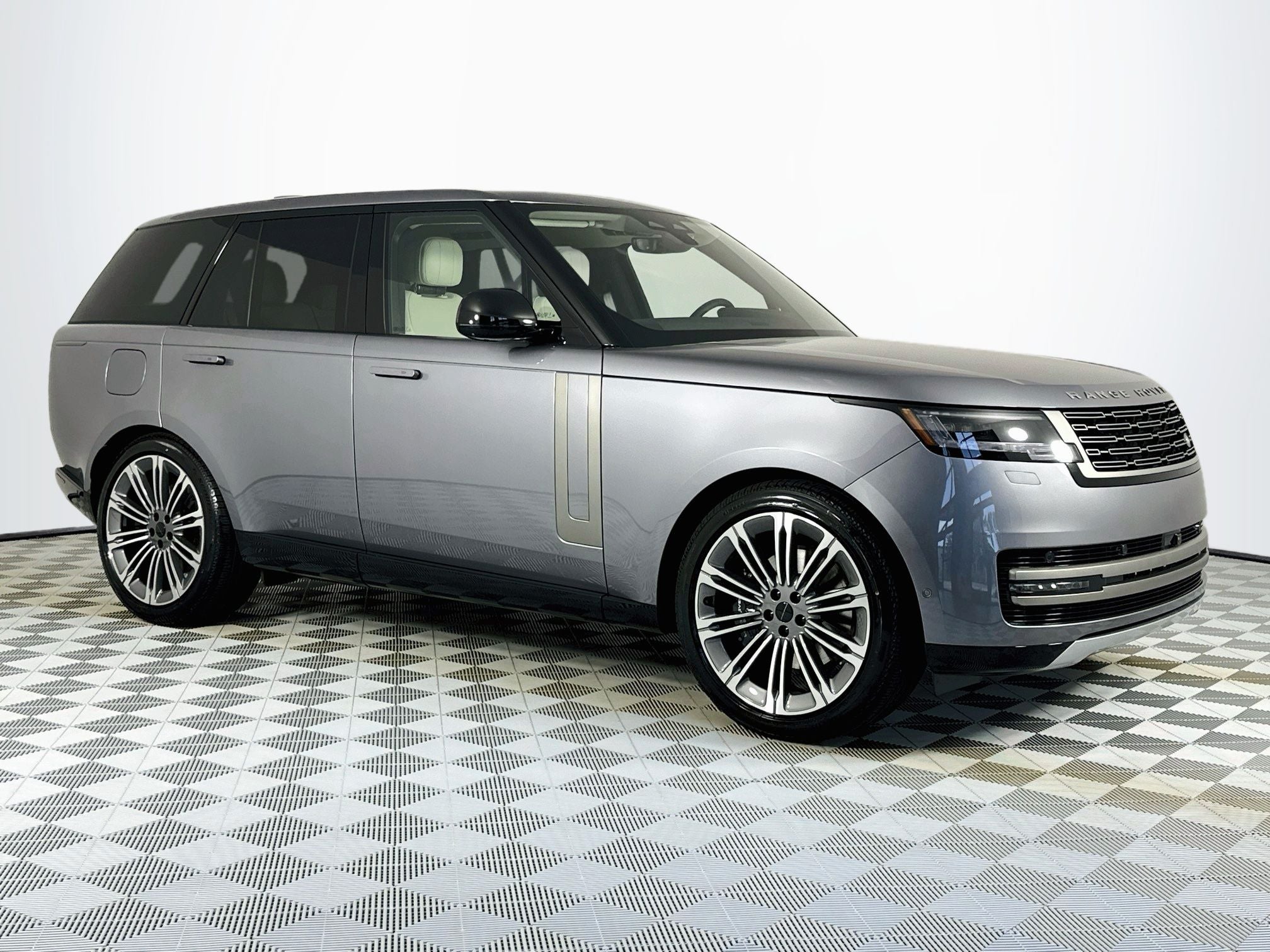 2026 Land Rover Range Rover SE