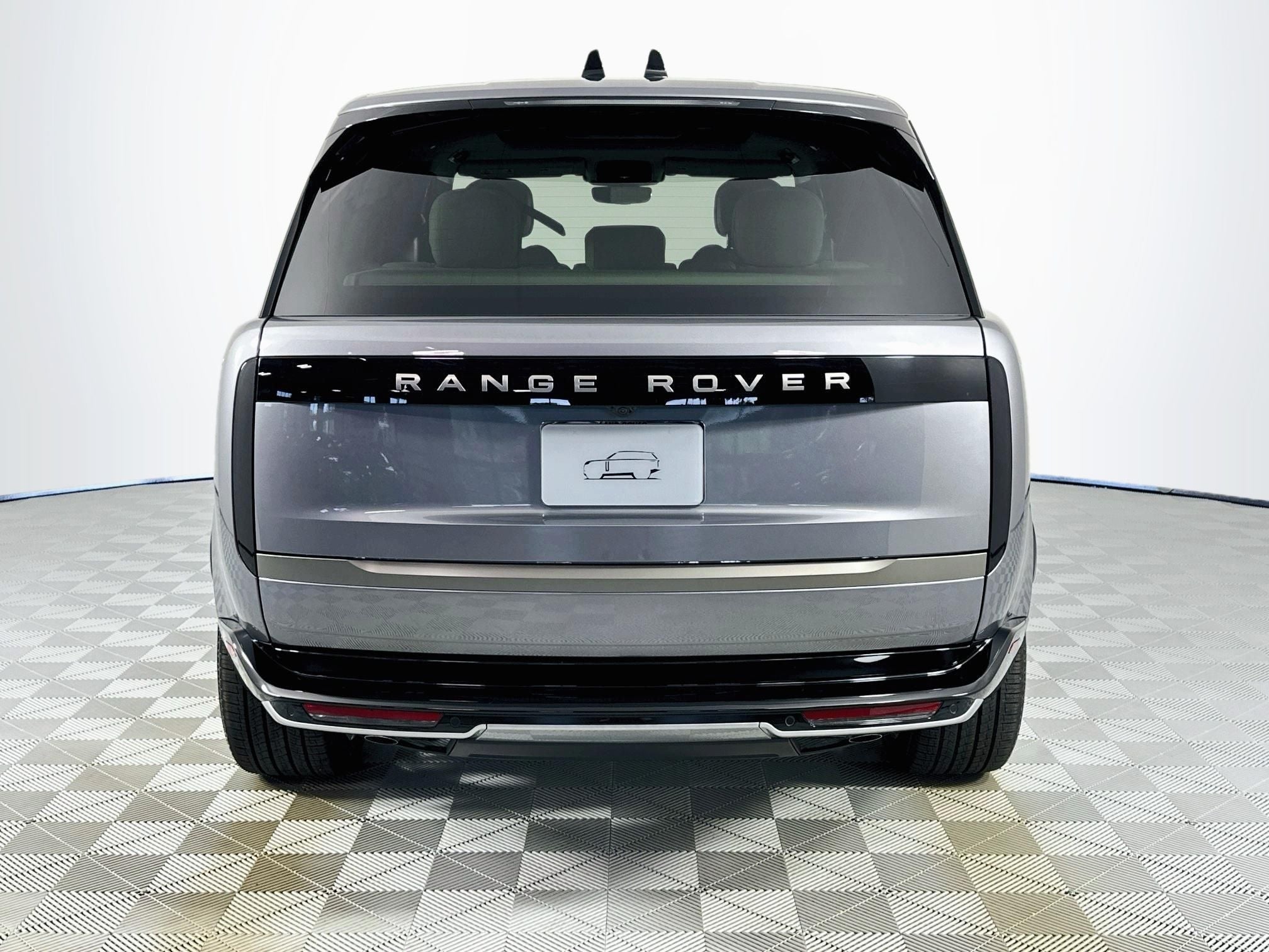 2026 Land Rover Range Rover SE