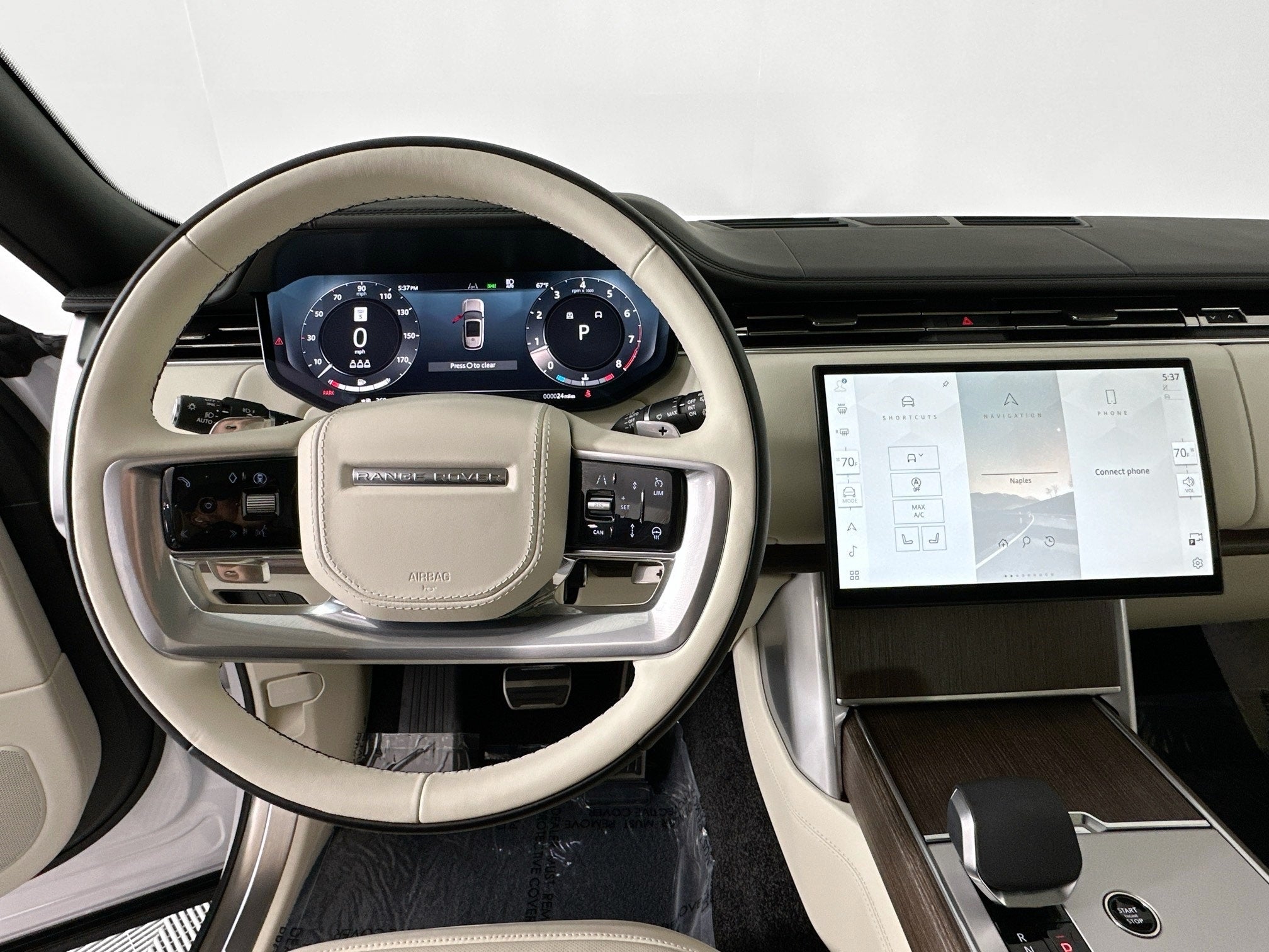 2026 Land Rover Range Rover SE