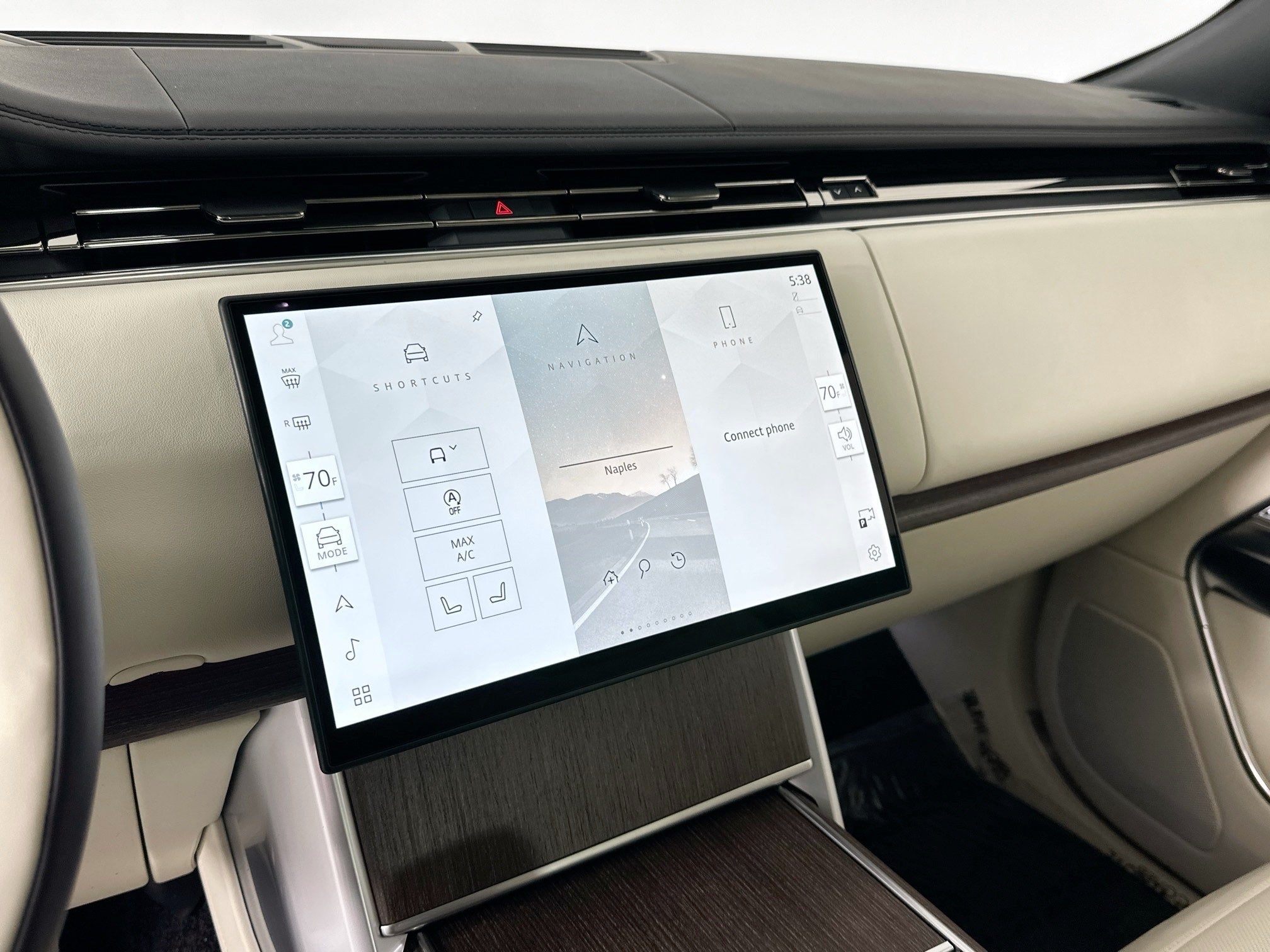 2026 Land Rover Range Rover SE