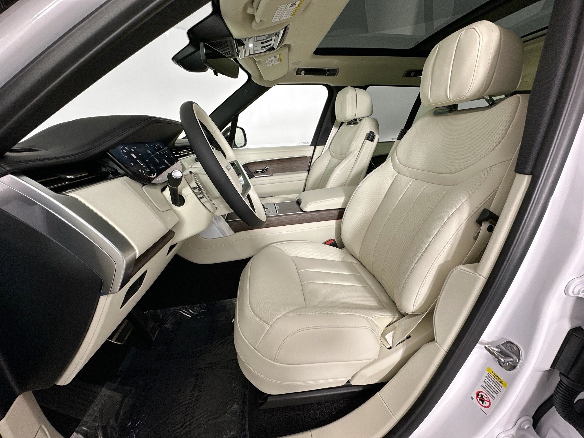 2026 Land Rover Range Rover SE