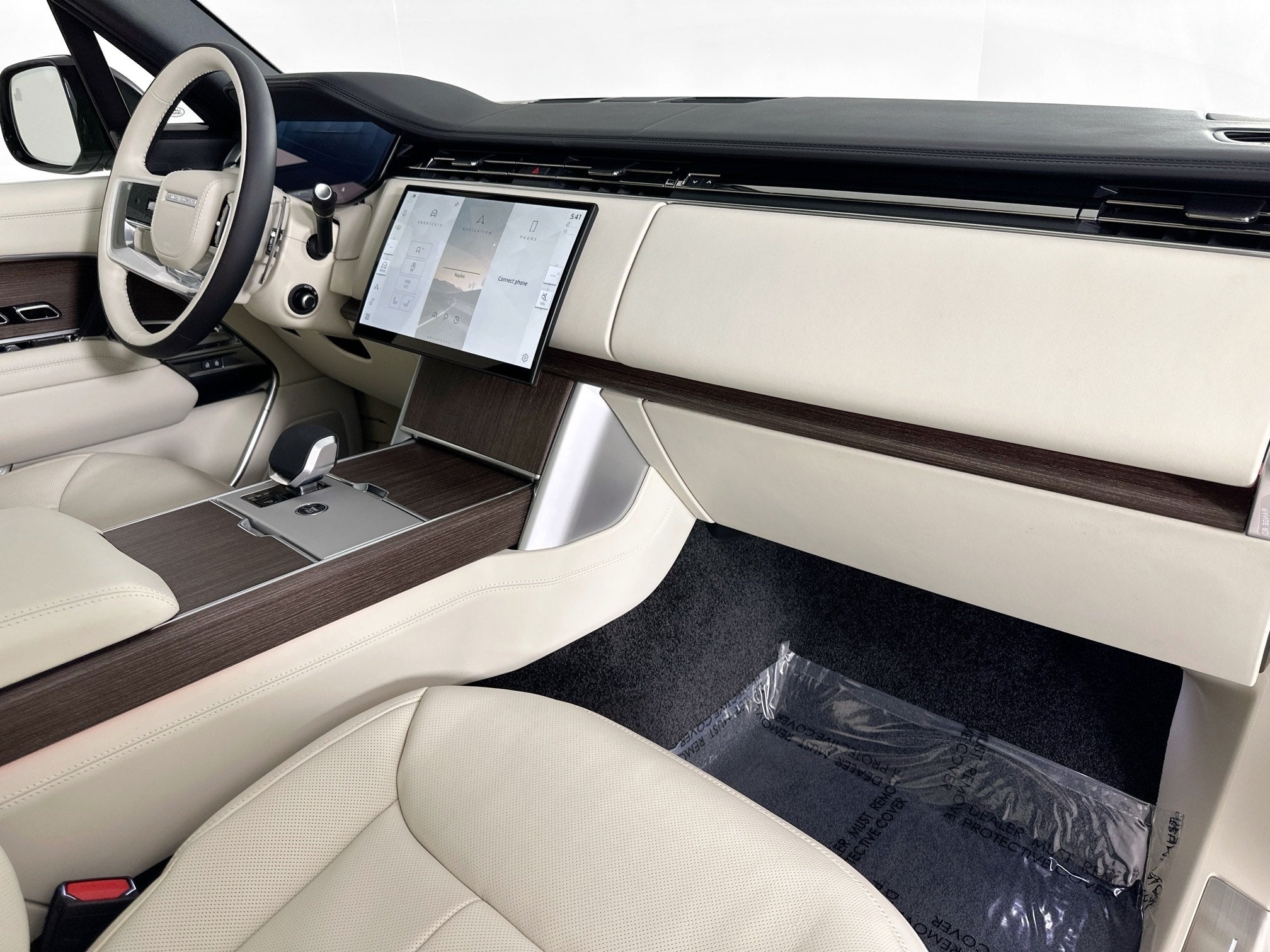 2026 Land Rover Range Rover SE