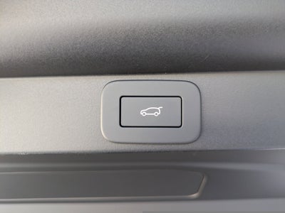 2026 Land Rover Range Rover SE