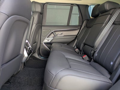 2026 Land Rover Range Rover SE