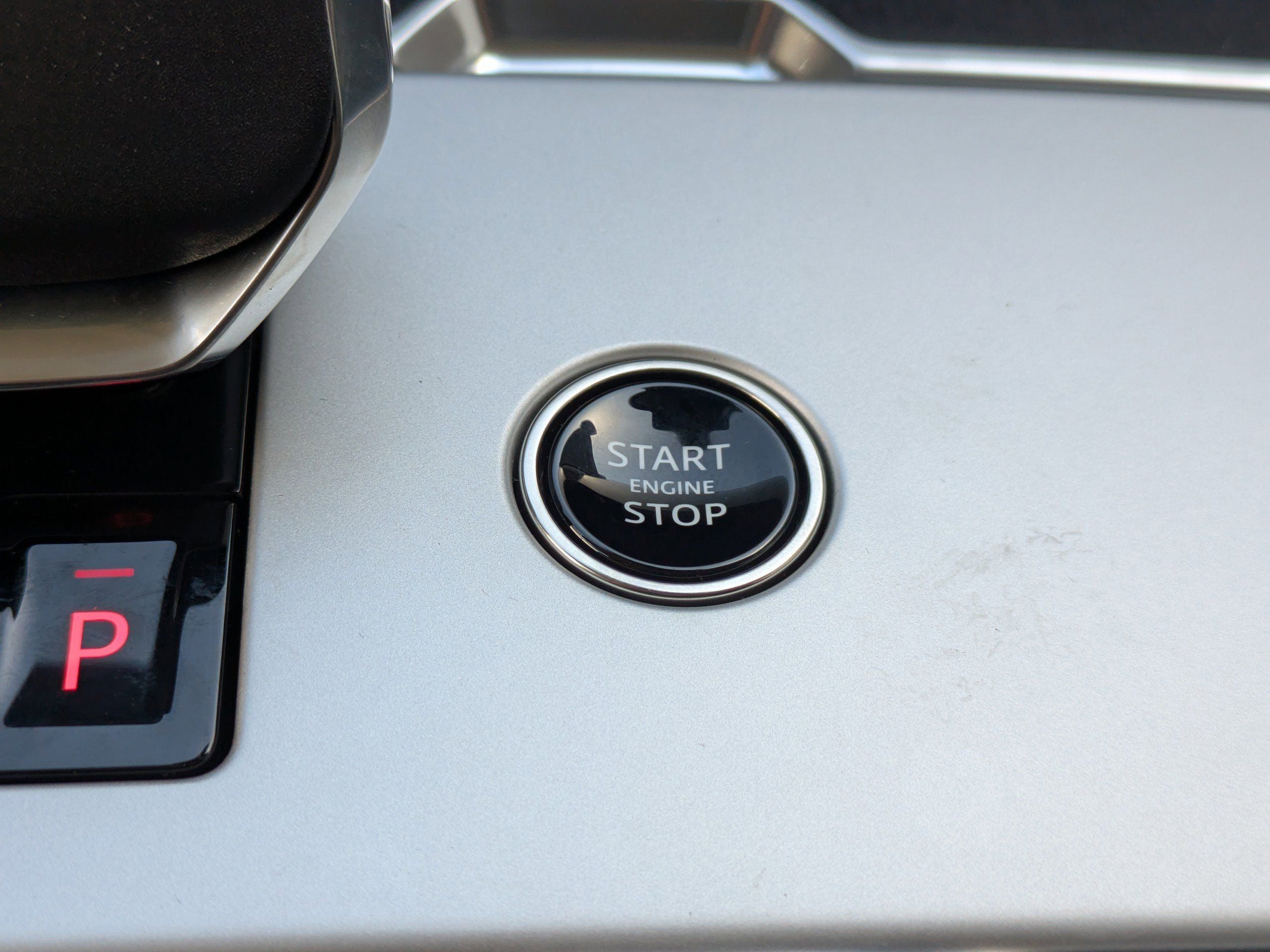 2026 Land Rover Range Rover SE