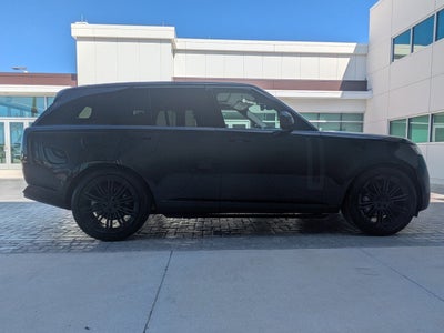 2026 Land Rover Range Rover SE