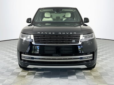 2025 Land Rover Range Rover SE