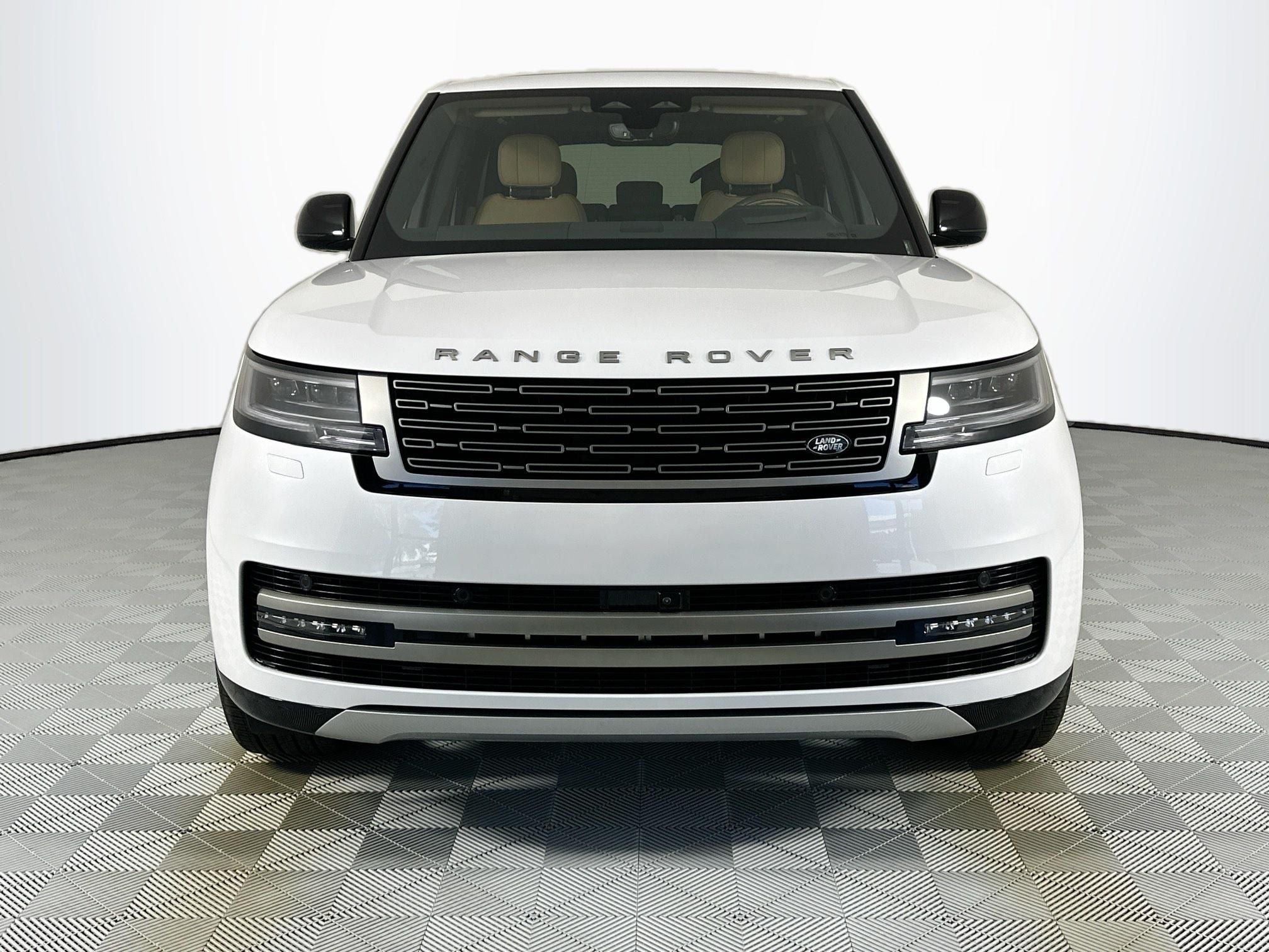 2026 Land Rover Range Rover SE