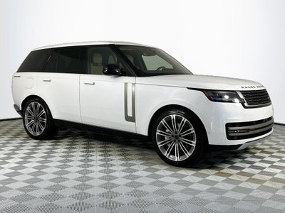 2026 Land Rover Range Rover SE