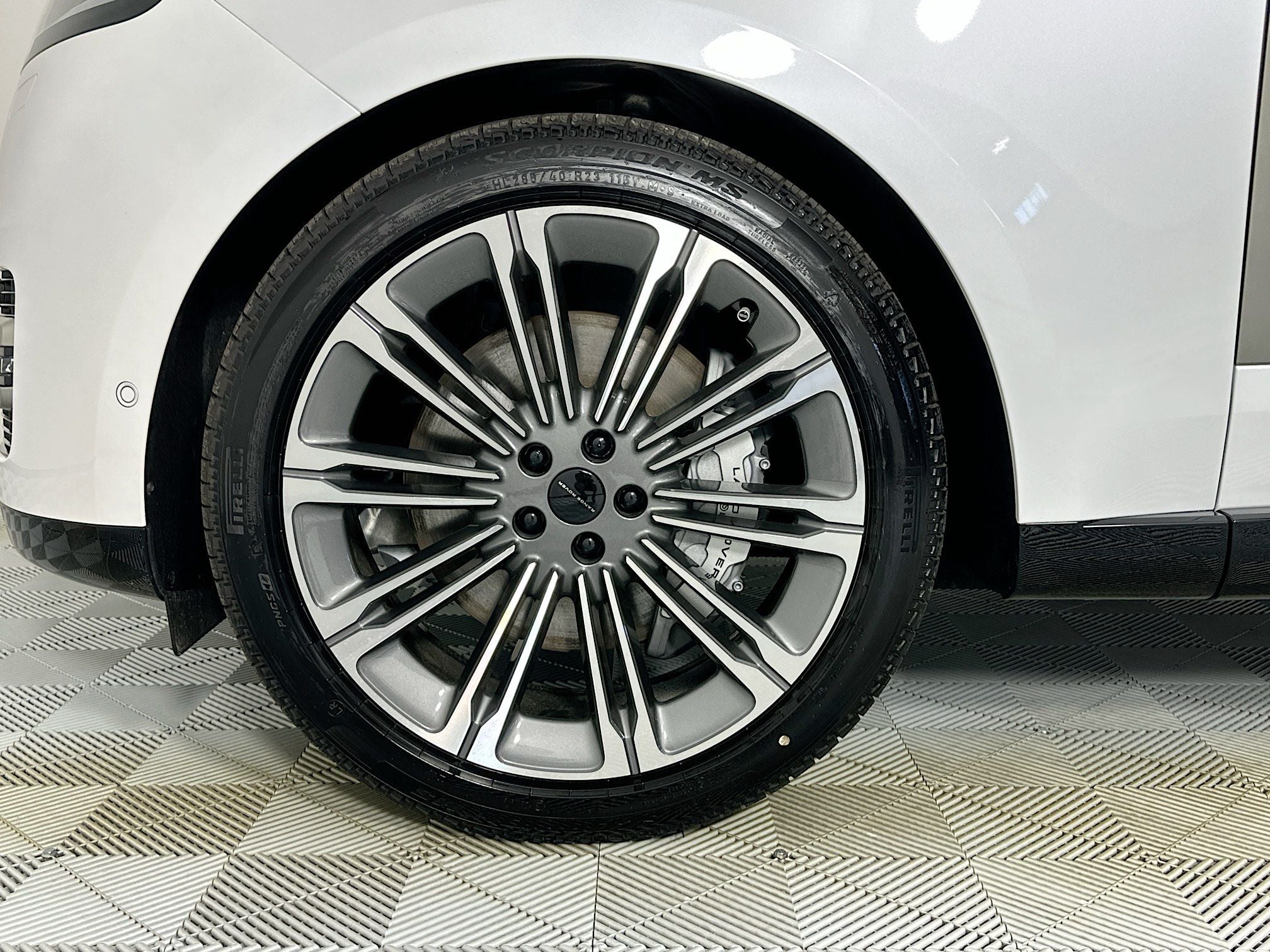 2026 Land Rover Range Rover SE