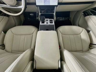 2027 Land Rover Range Rover SE