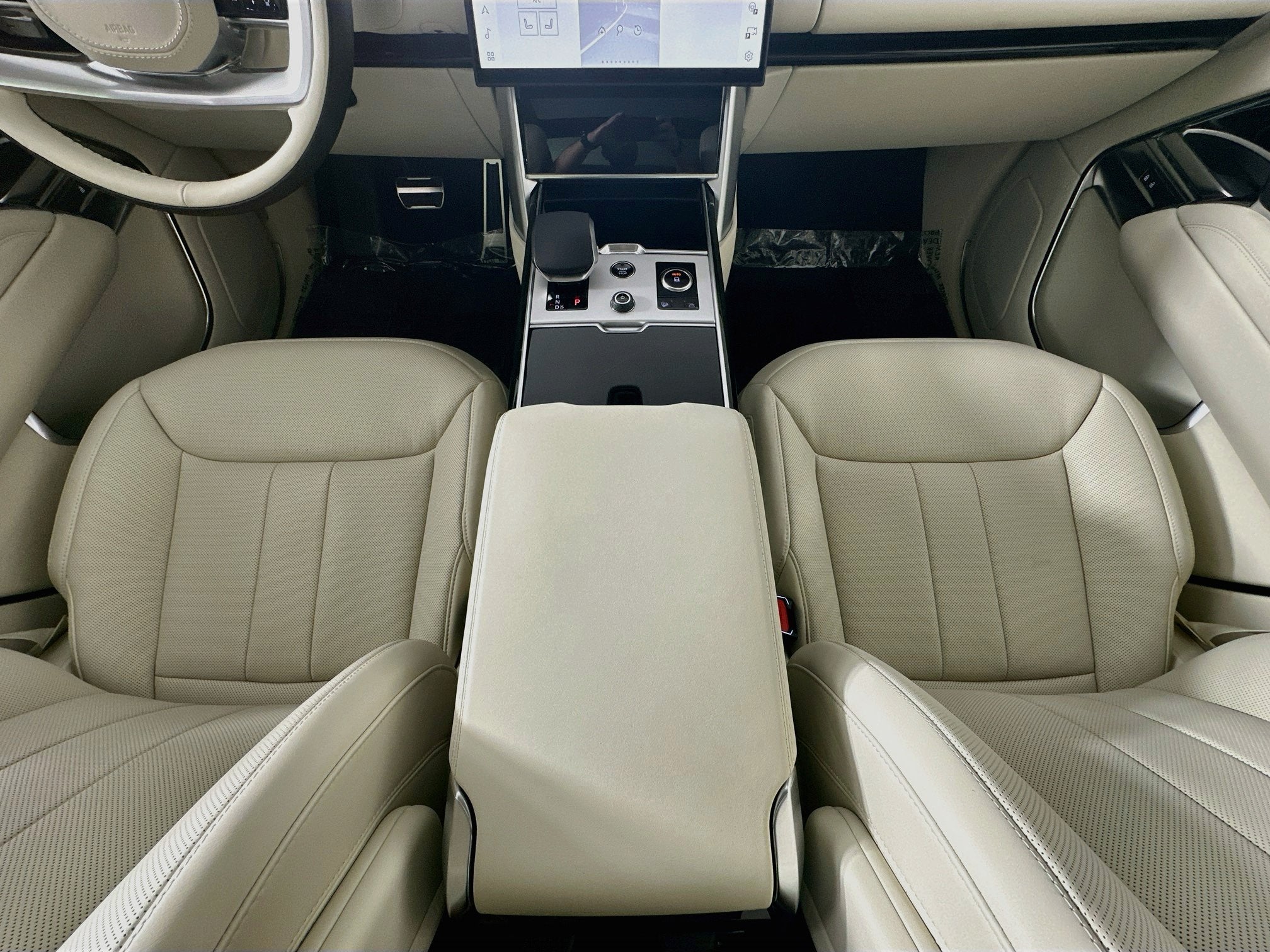 2027 Land Rover Range Rover SE