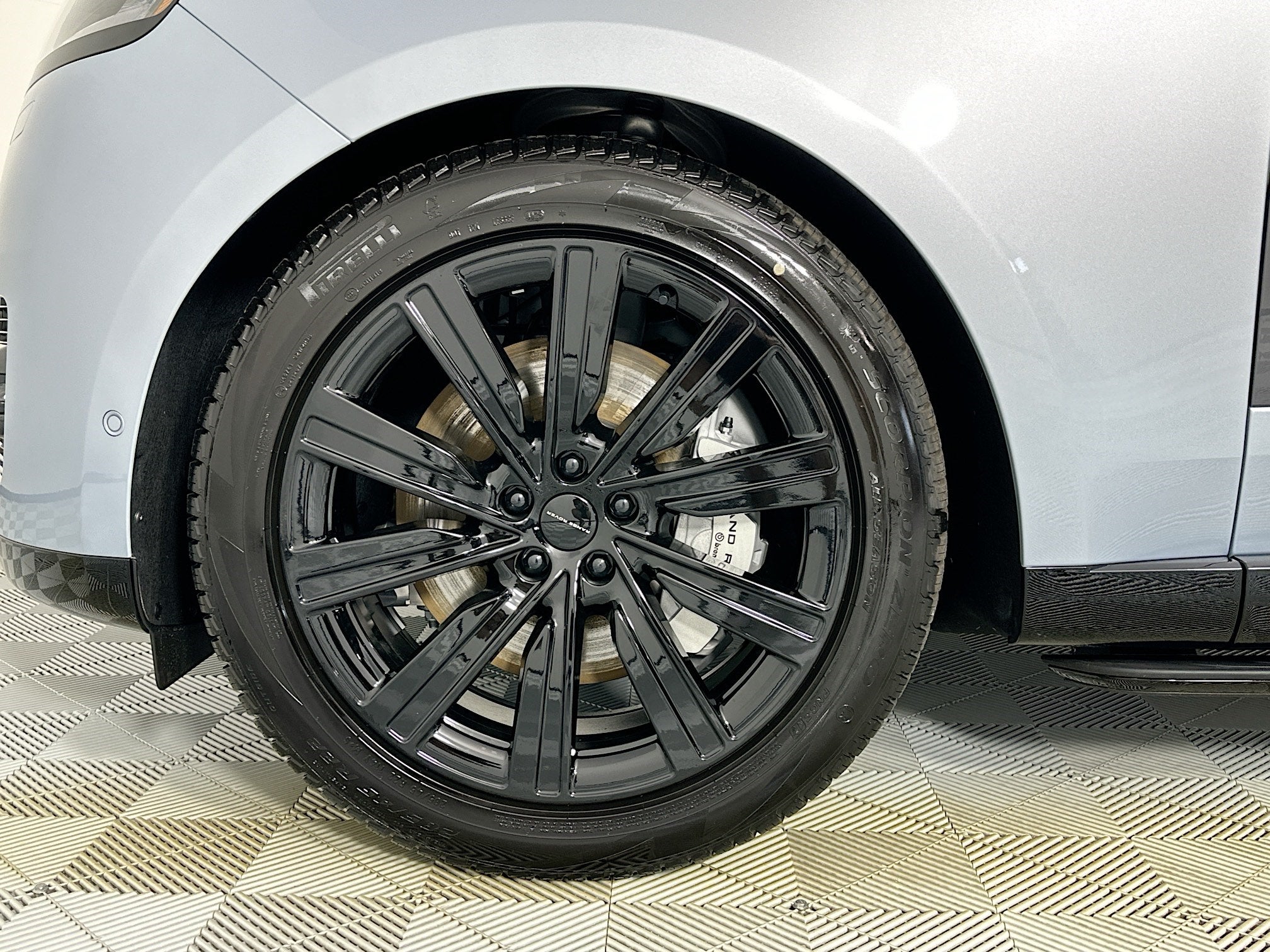 2026 Land Rover Range Rover SE