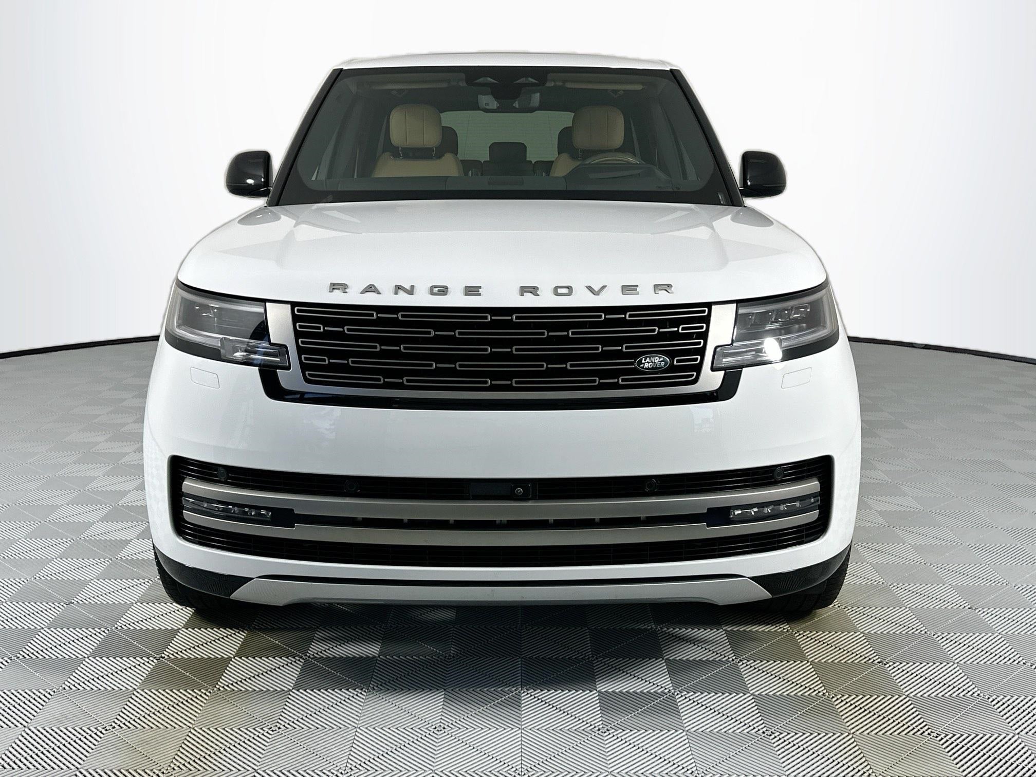 2024 Land Rover Range Rover SE