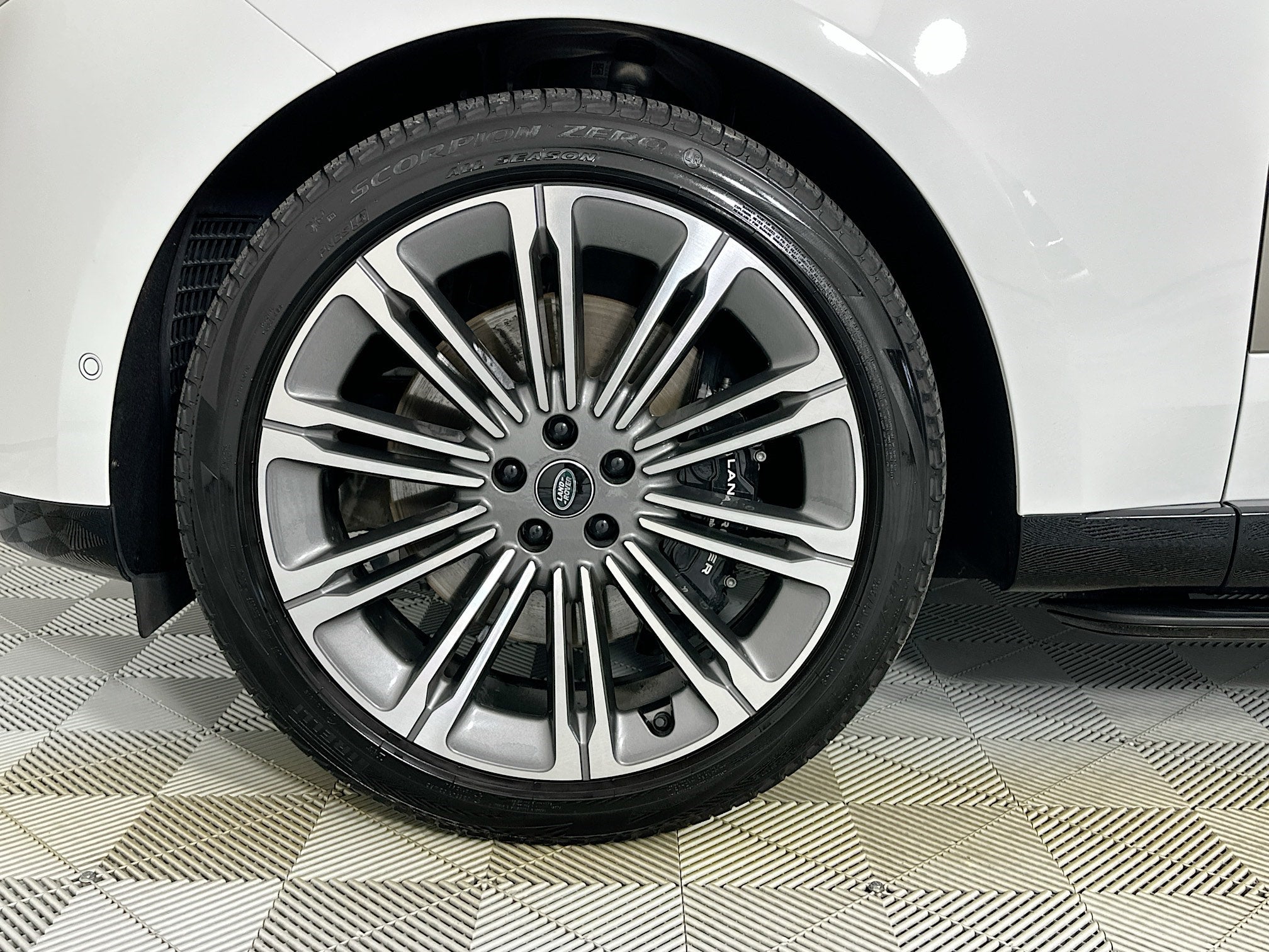 2024 Land Rover Range Rover SE