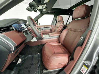 2025 Land Rover Range Rover SE